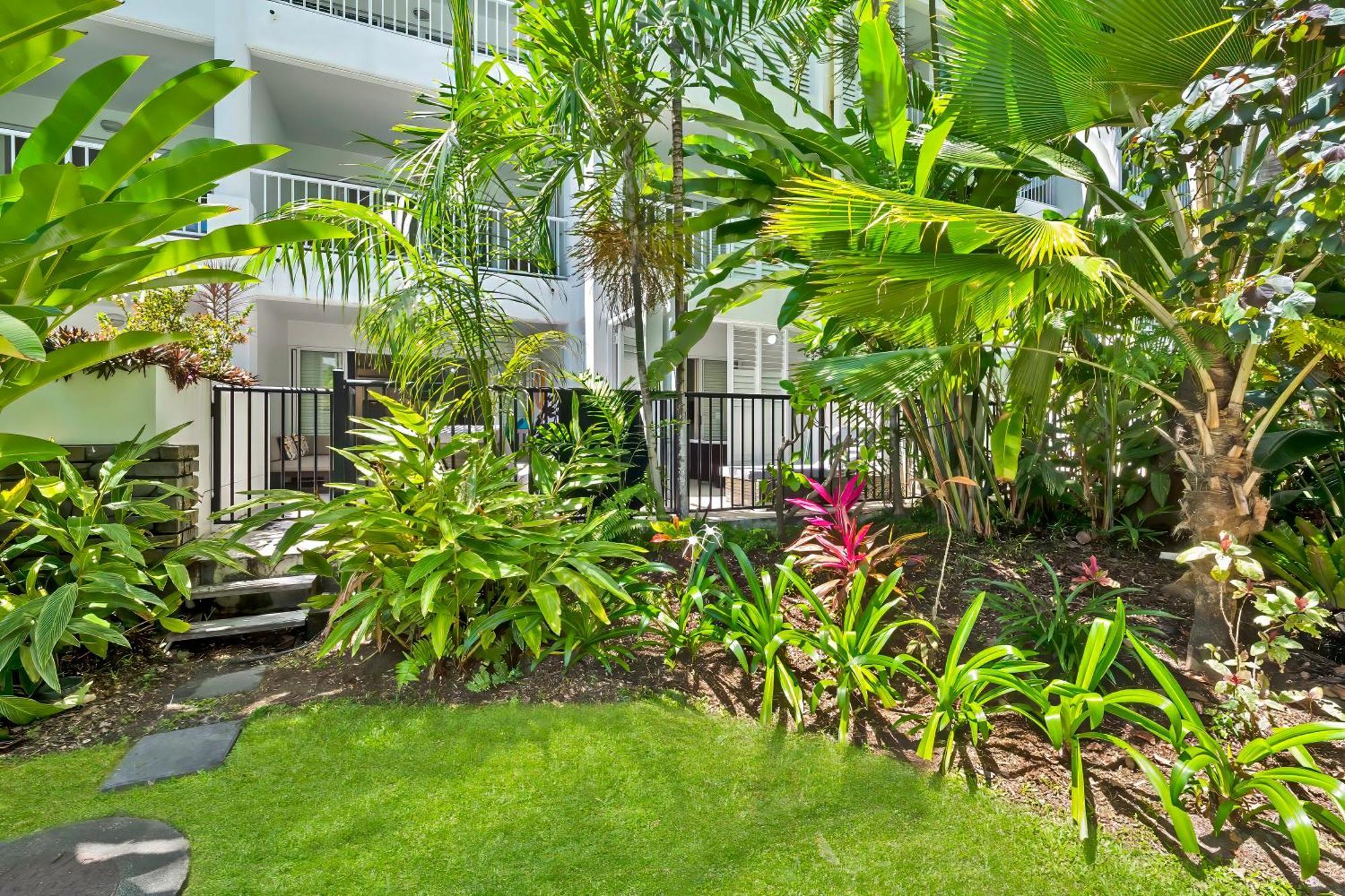 Elysium Private Apartments At Beach Club & Spa Palm Cove Exterior foto